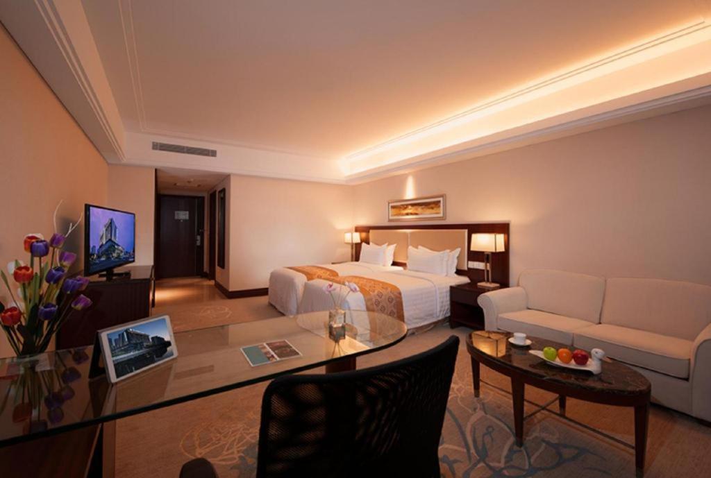 Shuguang International Hotel Kunshan Куньшань Экстерьер фото
